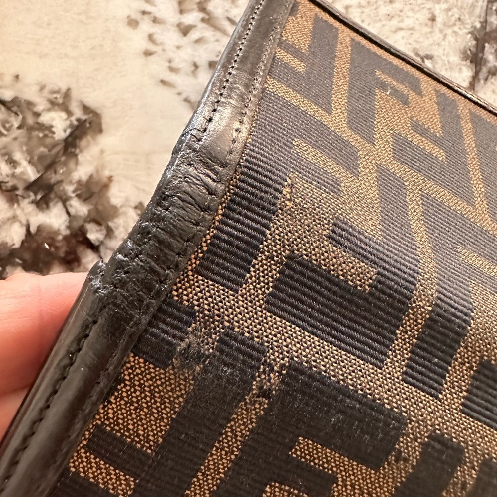 Fendi Zucca Print Fabric Wallet comes with box and dust bag - Picture 7 of 9